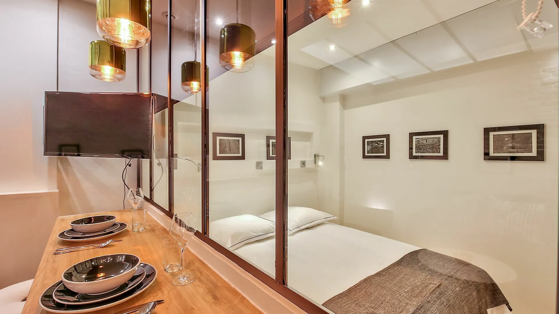 22 - Atelier Grands Boulevards Apartment